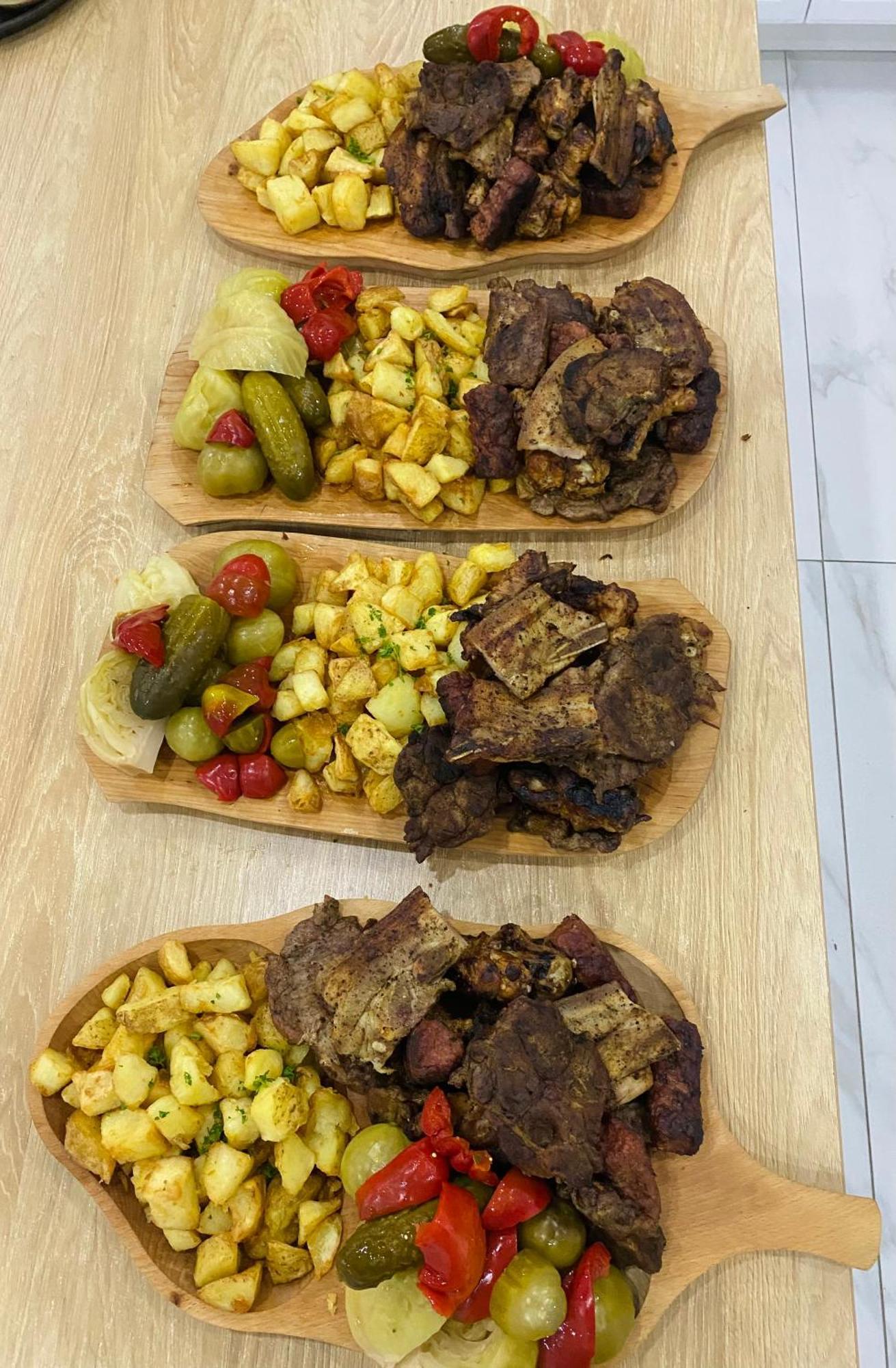 Pensiunea Suci Batiza Kültér fotó